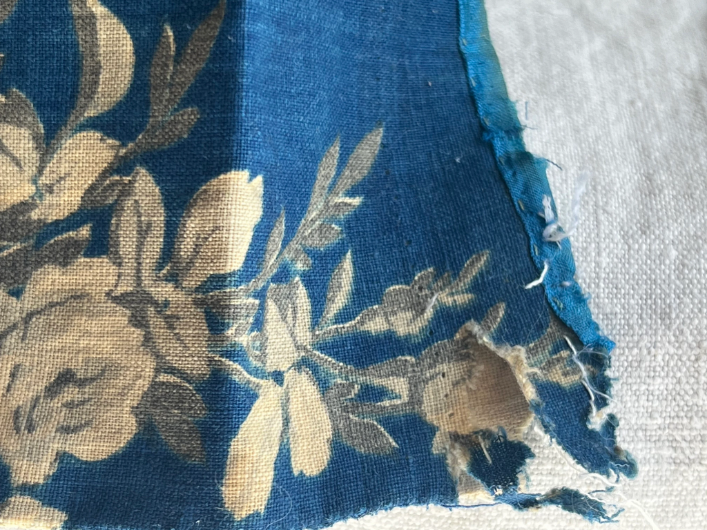 Antique Fabric. French ToilePanel Pelmet. Vintage Blue Textile, Floral Garlands