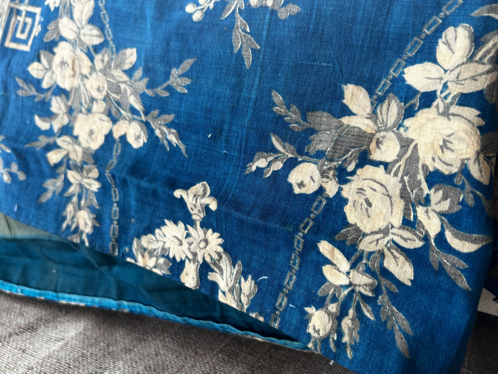 Antique Fabric. French ToilePanel Pelmet. Vintage Blue Textile, Floral Garlands